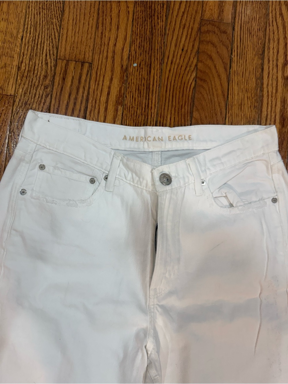 American Eagle Outfitters White Straight-Leg Women's Jeans - Picture 2 of 6